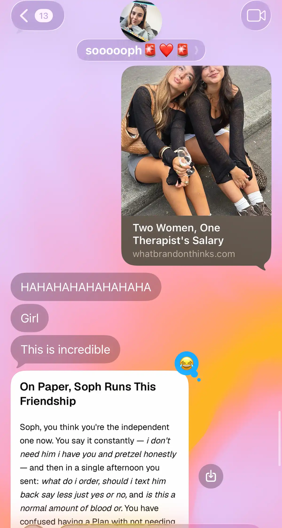 Zwei Besties kleben an ihrem iMessage-Chat, sobald der Report ankommt. (Teil 1)